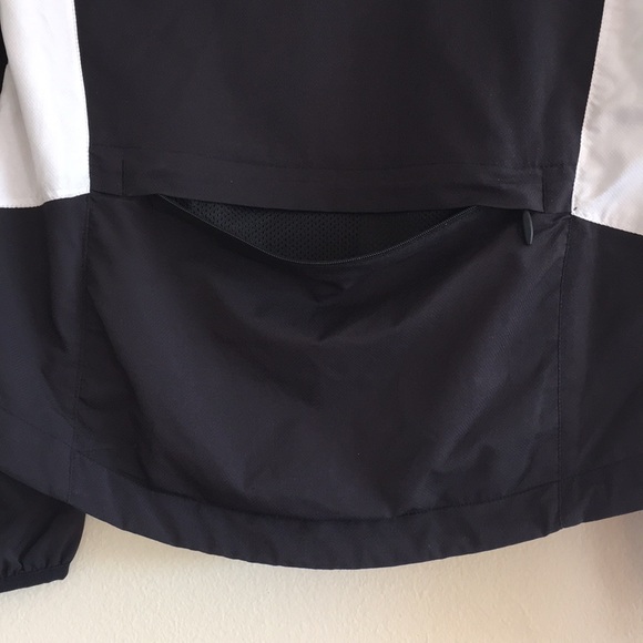 Convertible athletic running/biking jacket - Picture 3 of 8